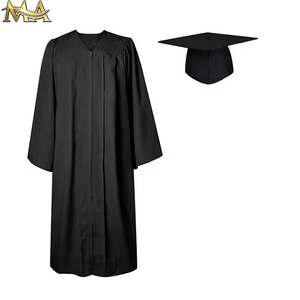 Ensemble de toge et toque de graduation style américain avec étole dorée et <span class=keywords><strong>cordon</strong></span> d'honneur, modèle 2025, et pompon - Product Image 5