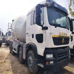 Camión Mezclador de Concreto Zoomlion 8×4 Usado de 2022 con Pocas Horas de Uso, 12m³, con Cuchilla Tipo T para Proyectos de Carreteras y Puentes - Product Image 3