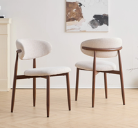 Chaise de salle à manger minimaliste moderne avec revêtement en PU et pieds en métal pour la maison, le bureau, l'hôtel, l'appartement, la villa