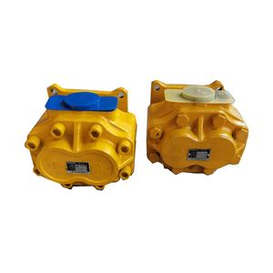 Bomba Hidráulica OEM 16Y-75-24000 Compatible con Motores de Excavadora D60/D70/D60F/<span class=keywords><strong>D60P</strong></span>/D60PL con <span class=keywords><strong>6</strong></span> Meses de Garantía - Product Image 1