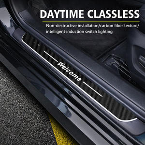 Bande lumineuse <span class=keywords><strong>de</strong></span> seuil <span class=keywords><strong>de</strong></span> <span class=keywords><strong>porte</strong></span> en fibre <span class=keywords><strong>de</strong></span> carbone fluide, très vendue, lumière <span class=keywords><strong>de</strong></span> bienvenue <span class=keywords><strong>de</strong></span> <span class=keywords><strong>porte</strong></span> <span class=keywords><strong>de</strong></span> voiture, lumière <span class=keywords><strong>de</strong></span> pédale <span class=keywords><strong>de</strong></span> bienvenue LED sans câblage - Product Image 2