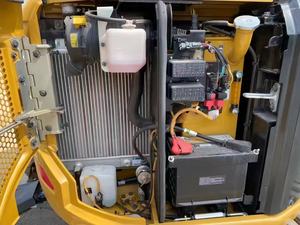 Vente flash : Excavatrice CAT 303 d'occasion, moteur d'origine CAT, composants hydrauliques, mini-excavatrice d'occasion de 3,6 tonnes - Product Image 4