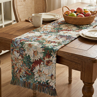 Chemin de table floral tissé en polyester/coton, motif rose vintage avec feuilles et pompons, style ferme, écologique, pour mariage et décoration intérieure