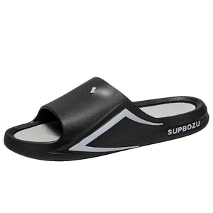 Chaussons pour hommes en PVC de luxe abordables, style extérieur lumineux avec traction, pantoufles amusantes et confortables - Product Image 5