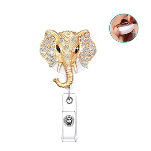 In-stock alloy elephant back clip with easy-pull buckle, retractable badge roll, name tag, <b>ID</b> card <b>holder</b>, stretchable - Product Image 1