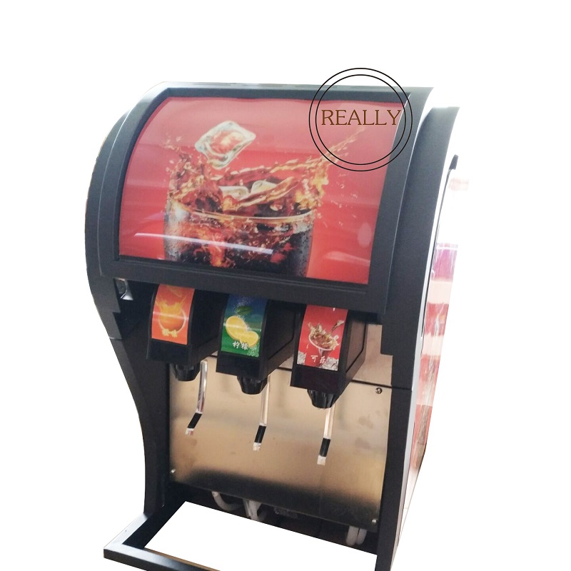 Кофейня с 3 тремя головками, машина для розлива газированных напитков, колы, машина для производства колы для продажи