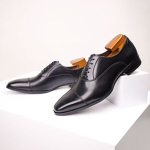 Zapatos Oxford Marrones Genuinos con Punta Puntiaguda, con Cordones, para Vestir, para Todas las Temporadas, con Suela de Goma, Envío Directo - Product Image 1