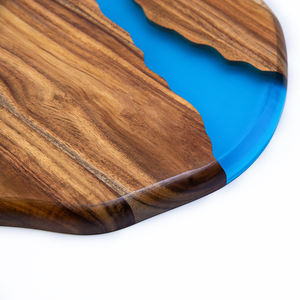 ถาดไม้ทรงกลมขนาด 7.9 นิ้ว ทำจากไม้กระถินเทศ สำหรับใส่อาหาร พร้อมเรซิ่นอีพ็อกซี่สีน้ำเงินลายแม่น้ำ สำหรับงานสลักเลเซอร์ ขายส่งในสหรัฐอเมริกา - Product Image 4