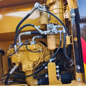 Excavatrice CAT 320D2L d'occasion de haute qualité, engin de terrassement de 20 tonnes en bon état, machine très demandée, prête à être expédiée - Product Image 5