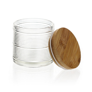 Pote de Vidro Transparente Personalizado com Logotipo em Relevo e Tampa de Bambu com Vedação Hermética para Creme Cosmético, Velas DIY e Armazenamento na Cozinha - Product Image 1