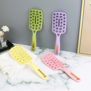 Hollowed-out Massaging Comb Macaron <b>Smoothing</b> Comb Dry and Wet Dual-purpose Hair <b>Brush</b> - Product Image 1