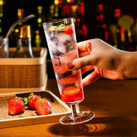 Verre à cocktail vertical à rayures flûtes à champagne clair bar à tige nervurée long verre à boissons pour les fêtes vente en gros