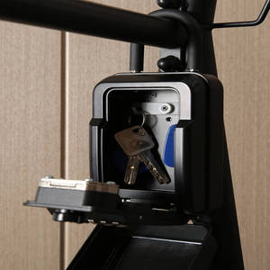 Boîte à clés sécurisée YH3663, boîte à clés suspendue, boîte à clés étanche avec code à 4 chiffres pour la maison, le bureau, l'école, noire - Product Image 2