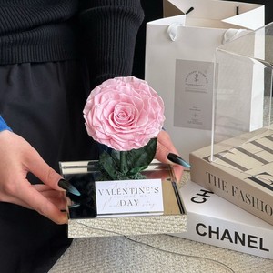 Bouquet di Rose Eterne - Regalo Romantico per San Valentino, Rosa Preservata in Scatola - Product Image 6