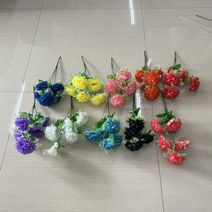 Venta al por mayor barato 5-cabeza artificial Clavel flor ramo de seda funeraria plantas decorativas - Product Image 2