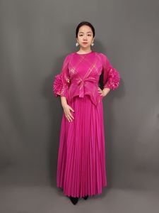 Venta directa de fábrica, moda plisada Miyaki para mujer, 2 piezas, manga de <span class=keywords><strong>campana</strong></span> a rayas doradas, Top, <span class=keywords><strong>falda</strong></span> Snd, conjunto informal para el verano - Product Image 2