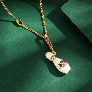 Collier avec pendentif boule de bowling en émail imprimé - Product Image 2