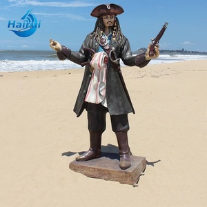 Scultura Decorativa da Esterno Personalizzata, Statua in Vetroresina del Personaggio Jack dei Pirati dei Caraibi - Product Image 3