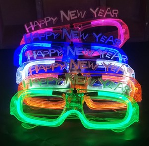 Gafas LED intermitentes, gafas iluminadas, <span class=keywords><strong>Feliz</strong></span> Año Nuevo, marco <span class=keywords><strong>de</strong></span> gafas brillantes, decoraciones navideñas para fiestas - Product Image 4