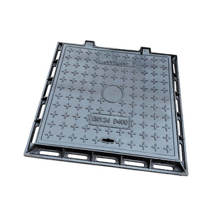 60x60 Ductiele Ijzeren Vierkante Putdeksel Afvoerrooster EN124 Standaard D400 Draagklasse OEM/ODM Gieterij Service Zwarte Asfaltverf - Product Image 1