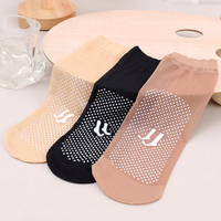 Sans couture doux Nylon soie cheville chaussette femmes printemps été antidérapant Transparent mince fond épissure respirant court Sox confortable