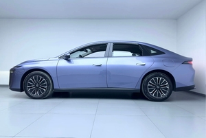<span class=keywords><strong>Nissan</strong></span> N6 1.5L PHEV AI Hybrid 4 porte 5 posti Trazione Anteriore Autonomia Elettrica 180km Efficienza Energetica Veicolo a Nuova Energia Guida a Sinistra Pronto per l'Esportazione 2026 - Product Image 4