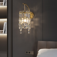Applique murale LED en verre de fer de luxe de style moderne avec commande par interrupteur pour l'éclairage de la chambre à coucher, du salon et du couloir