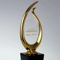 Cadeau d'affaires personnalisé Plaque en métal doré verre cristal flamme trophée et prix
