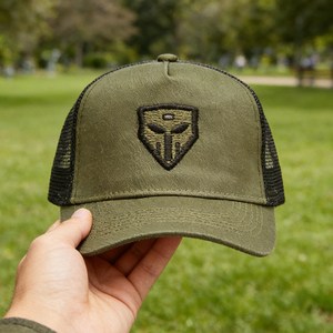 Gorra Trucker de 5 Paneles con Malla Trasera, Color Verde Oliva, Ligera, Transpirable, con Cierre Ajustable, para Golf, Senderismo y Deportes al Aire Libre - Product Image 6