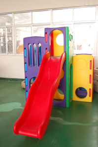 Casita de Juegos para Niños, <span class=keywords><strong>Parque</strong></span> Infantil, Casa de Plástico para Uso Familiar - Product Image 4