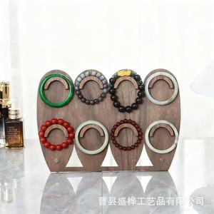Présentoir à bijoux en bois pour colliers et bracelets, organisateur de bureau avec 4 crochets et découpes triangulaires pour accessoires de photographie - Product Image 2
