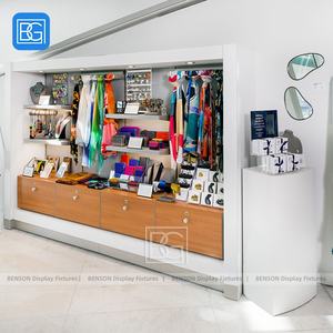 Librería de recuerdo personalizada, estante de exhibición de diseño interior, tienda de regalos de ropa de Boutique, mobiliario de tienda minorista de moda - Product Image 4