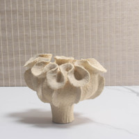 Vase en céramique fait main, écologique, luxueux, à fleurs, beige sable, froissé, style moderne du milieu du siècle, décoration de bureau, fleur