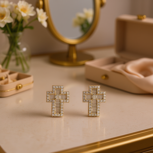 Pendientes de Cruz Chapados en Oro Blanco con Zirconia, Joyería Religiosa Unisex para Regalo - Product Image 2