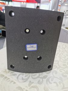 卡车刹车片 马来西亚市场 DSS品牌 半金属材质 ISO/TS16949认证 高品质新型刹车蹄 刹车片 - Product Image 1