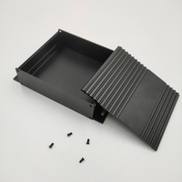 Boîtier de dissipateur thermique en aluminium anodisé noir sur mesure 100*147*36mm, boîtier de projet extrudé