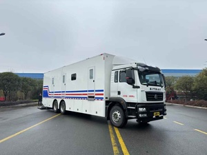 Camion d'examen mobile médical chirurgical SINOTRUK H0WO 6*4 LHD/RHD manuel, nouveau, diesel, EURO 5 - Product Image 2