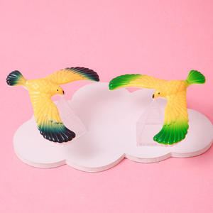 Jouet d'équilibre Oiseau Magique, Kit Scientifique Éducatif, Support de Bureau en Forme de Pyramide pour Oiseau d'Équilibre, Ailes d'<span class=keywords><strong>Aigle</strong></span>, pour Enfants - Product Image 4