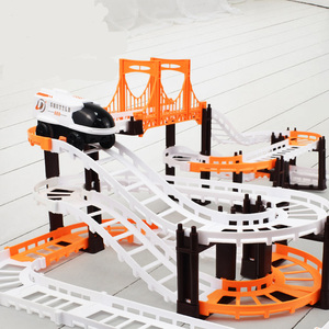 Nuovo <span class=keywords><strong>Trenino</strong></span> Spaziale, Set di Giocattoli <span class=keywords><strong>per</strong></span> <span class=keywords><strong>Bambini</strong></span> con Carrozza e Astronauta, Pista Assemblabile - Product Image 3