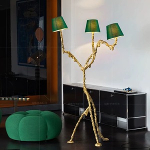 Lampe sur pied Ines <span class=keywords><strong>Edra</strong></span> en laiton Design moderne nordique à trois pieds pour salon, chambre à coucher, bureau, villa - Product Image 2