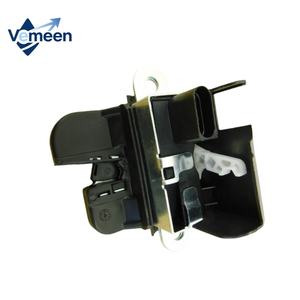 <span class=keywords><strong>Serrure</strong></span> de <span class=keywords><strong>coffre</strong></span> arrière pour VW <span class=keywords><strong>GOLF</strong></span> <span class=keywords><strong>5</strong></span> 6 Passat B5 B6 B7 1K6827505E 1K6827505E9B9 1K6827505C9B9 44524109 - Product Image 4