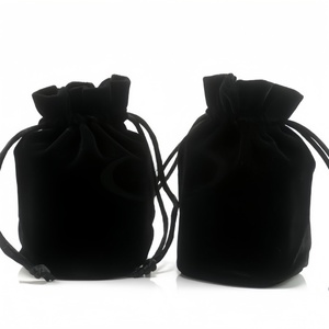 High-quality Eco-Friendly Durable Velvet Fabric <b>Small</b> Plush Bag Drawstring Closure Jewelry Pouch Decorative <b>Box</b> Collectible Bag - Product Image 5