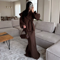 Ensemble décontracté musulman pour femme : Blouse longue à nouer et pantalon large – Vente en gros