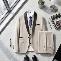 Costume 3 pièces pour homme gris clair et noir, revers contrastant en satin, coupe ajustée, pour mariage, cérémonie, smoking, veste, gilet et pantalon