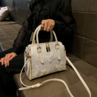 Sacs à main Loumixer pour femmes, sacs de luxe de Guangzhou, sacs papillon grande capacité, élégants et raffinés pour les rendez-vous