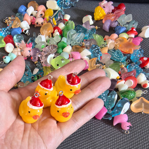 Mezcla aleatoria 100 Uds 3D dibujos animados Kawaii miniatura Animal estatuilla con gancho pequeño juguete para chico lindo adorno de resina Decoración de Pastel de acuario - Product Image 3