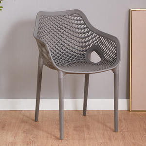 Vente <span class=keywords><strong>en</strong></span> gros de chaises de salle à manger <span class=keywords><strong>en</strong></span> plastique pp au design nordique <span class=keywords><strong>Fauteuil</strong></span> d'extérieur avec accoudoir Chaise de salle à manger <span class=keywords><strong>en</strong></span> plastique PP coloré <span class=keywords><strong>en</strong></span> vente - Product Image 5