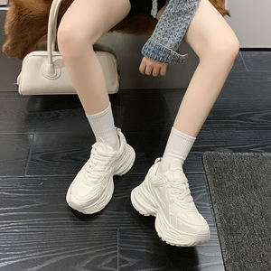 Chaussures de sport décontractées pour femmes, rehaussantes, tendance, en PU, confortables, antidérapantes, pour le printemps et l'automne - Product Image 6