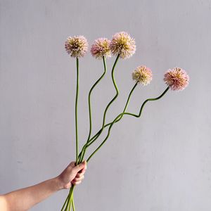 H-941 Haute Qualité 84cm Fleur Artificielle Souple en forme de Boule de Pissenlit Allium avec Mini Baies pour Décoration de Mariage, Saint-Valentin et Fêtes - Product Image 1