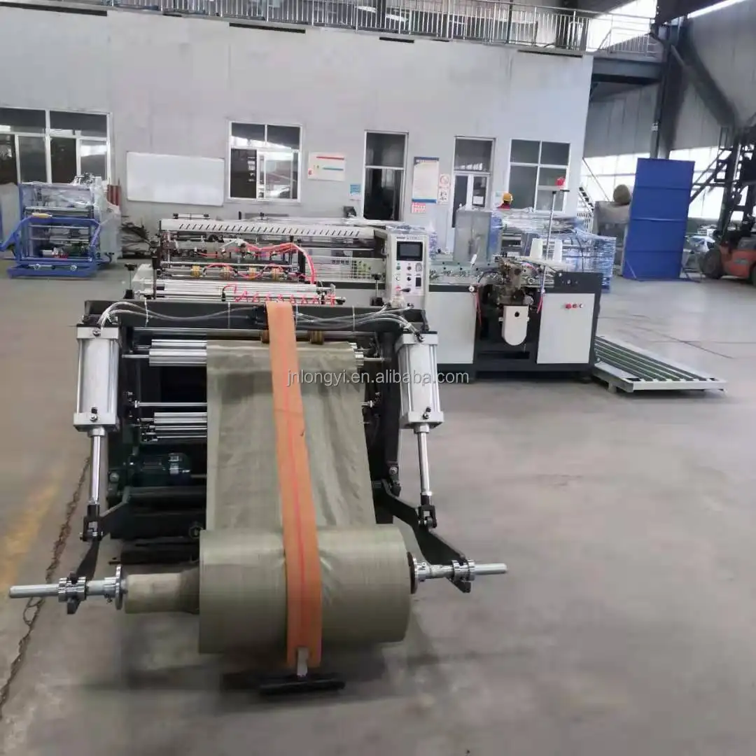 High speed pneumatic pp woven sack cutting machine and sewing machine 50kg pp bag making machine